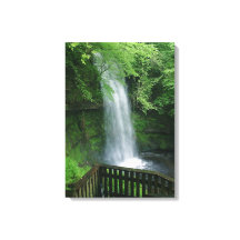 Weelderige groene tropische waterval Wall Art