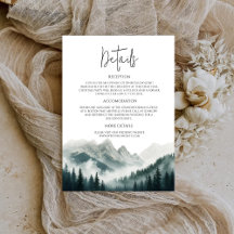 Weelderige Pieken Mistige Bos Waterverfschildering