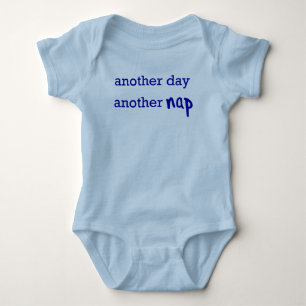 Weer een dag, een andere nap romper
