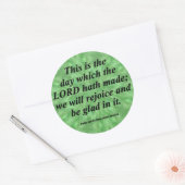 Wees blij met 118-24 condensed ronde sticker (Envelop)