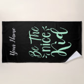 Wees de positieve boodschap van het mooie Kind in  Strandlaken (Voorkant)