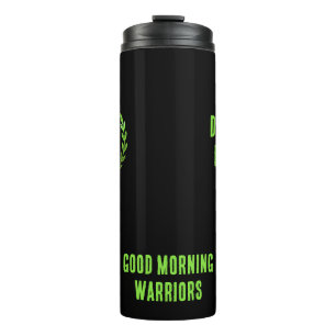 Wees geen Mok van Buffoon Traveler