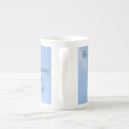 Wees geïnspireerd Limoen Hydrangea Mok (Achterkant)