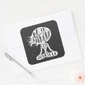 Wees in harmonie met jezelf vierkante sticker (Envelop)