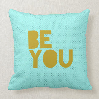 "Wees jij" met Aqua en Black Polka Dots Pillow Kussen