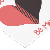 Wees Mine Valentijn Red Stripe Heart Korte Tafelloper (Hoek)