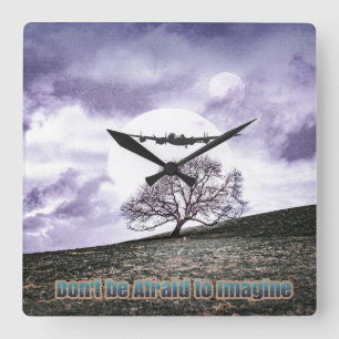 Wees niet bang om je voor te stellen vierkante klok