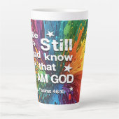 Wees stil en ken Psalm 46-10 Latte Mok (Voorkant)