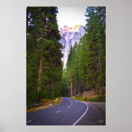 Weg naar het Yosemite-gebergte Poster