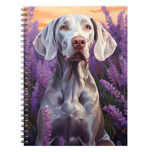 Weimaraner in Lavender veld Notitieboek (Voorkant)