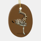 Weird Sportive Giraffe Keramisch Ornament (Achterkant)