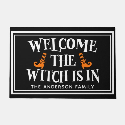 "Welcome, The Witch Is In" Funny Halloween Deurmat (Voorkant)
