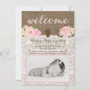 Welkom baby meisje kaart met roze bloemen en kruis