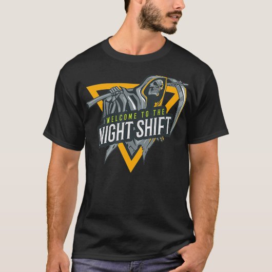 Welkom bij de Night Shift Swagazon Associate Nigh T-shirt (Voorkant)