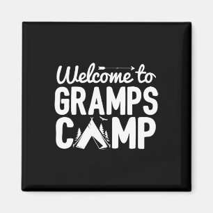 Welkom bij Gramps Kamp in distressed campingstijl Magneet