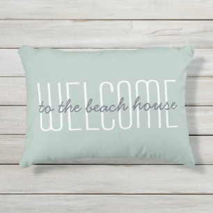 Welkom bij het Beach House Quote Green Decorative Buitenkussen