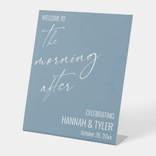 Welkom bij The Morning After Brunch Stof Blauw Reclamebord Met Voetstuk