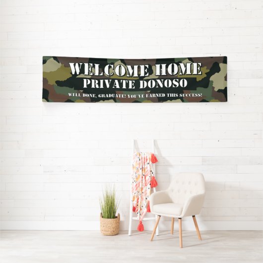 Welkom Home Boot Camp Camo Afstuderen Spandoek (Insitu)