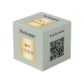 Welkom logo QR-code olijfgroene menutabel Kubus (Voorkant hoekig)