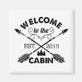 Welkom op de Cabin | Rustige pijlen en pijnbomen Magneet (Voorkant)