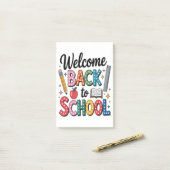 Welkom terug naar school post-it® notes (Op bureau)