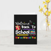 Welkom terug naar school. We hebben je school Cha  Kaart (Gele Bloem)