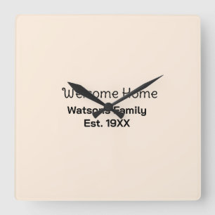 Welkom thuis familienaam est. Jaar guest house Vierkante Klok