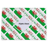 Welsh Angel Christmas Flag Tiled Black Personalize Groot Cadeauzakje (Voorkant)