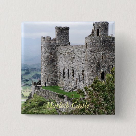 WELSH CASTLES VIERKANTE BUTTON 5,1 CM (Voorkant)