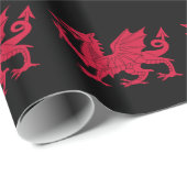 Welsh Dragon Black Background Wrapping Paper Cadeaupapier (Rol Hoek)