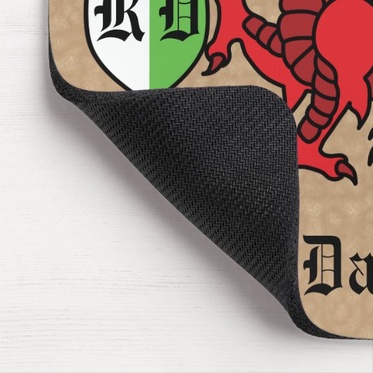 Welsh Dragon Custom Name and Monogram Muismat (Hoek)
