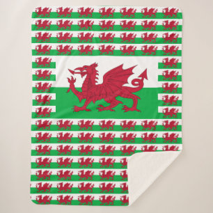 Welsh Dragon ~ Flag of Wales Sherpa Deken