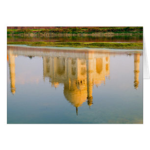 Wereldberoemde Taj Mahal tempelreflectie bij