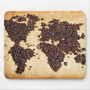 Wereldkaart van gezonde koffie in koffiebonen muismat