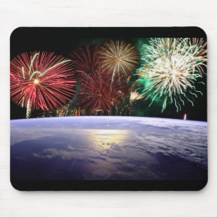 Werken en vuurwerk muismat