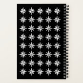 West Wind Postcards' Compass Logo Pattern Notitieboek (Achterkant)