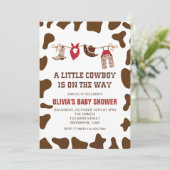 Western Cowboy Baby shower rouge Invitation (Debout devant)