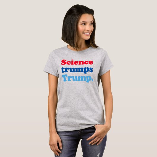WETENSCHAP OVERTREFT TRUMP T-SHIRT (Voorkant volledig)