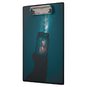 Wetenschap van de kosmos in een kruik klembord (Links)