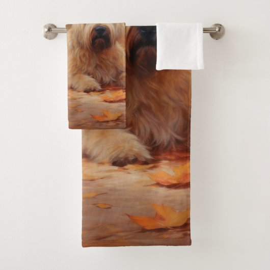 Wheaten Terrier dans les feuilles d'automne automn (En situation)