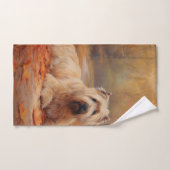 Wheaten Terrier dans les feuilles d'automne automn (Serviette à main)