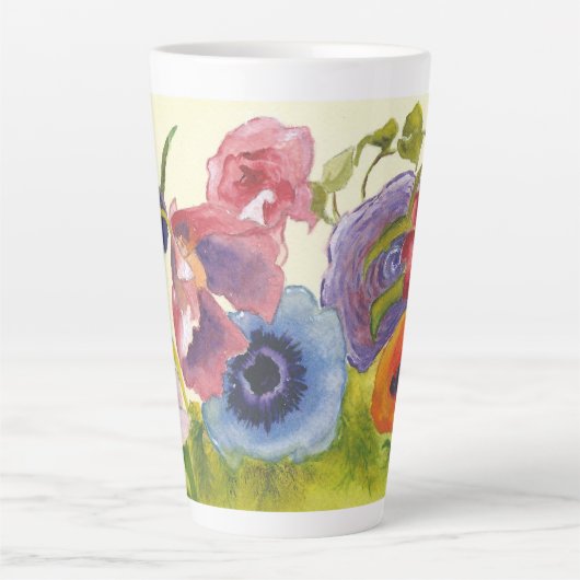 Whimically kleurrijke bloemen op hoog latte mok (Voorkant)
