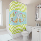 Whimsical Birds and Flowers Chevron Stripe Douchegordijn (In situ)