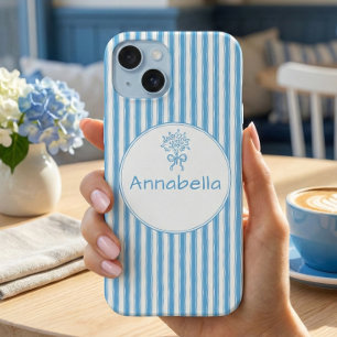 Whimsical Blauw Witte Streep Preppy Monogram iPhone 15 Hoesje
