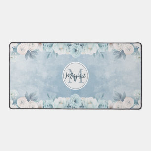 Whimsical Blauwe Waterverf Bloemen Monogram   Naam Bureaumat