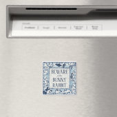 Whimsical Blue Rabbit Tegel Delft Dedham Beware Magneet (Insitu (Vaatwasser))