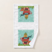 Whimsical Cat Sitting a Teacup Kerstmis Bad Handdoek (Handdoek)