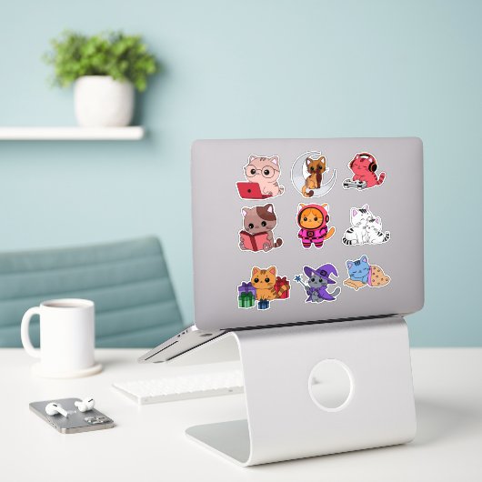 Whimsical Cat Sticker Pack (Ordinateur portable sur le bureau)