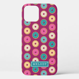 Whimsical Doughnut Pattern op Paars iPhone 12 Hoesje
