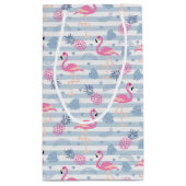 Whimsical Flamingo & Pineapple Pattern Klein Cadeauzakje (Achterkant)
